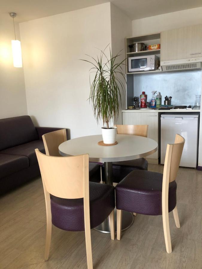 Appart Lourdes 100 M Gare - 4 Places Avec Balcon 10Mn Sanctuaire المظهر الخارجي الصورة
